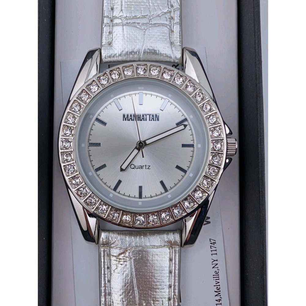 Manhattan by Croton Watch Women 40mm Case Pave Bezel Silver‎ Band New w/ Box